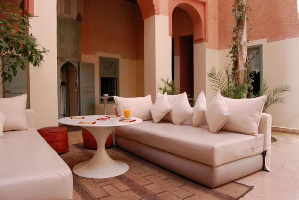 Exclusive And Stylish 4-Bedroom Riad With Plunge Pool Marrakesh Bagian luar foto